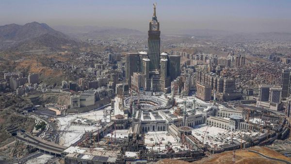 Saudi Visa Ban: KSA Blocks Entry for India, Pakistan, 12 Others Over Hajj Misuse