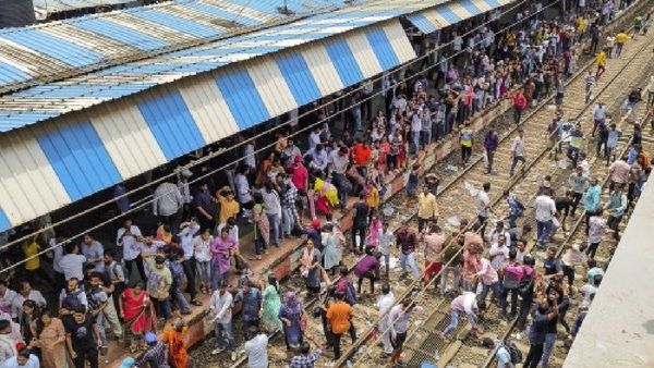 Badlapur Station News Today: Platform 1 Now Fenced Off—Know What’s Really Happening With It