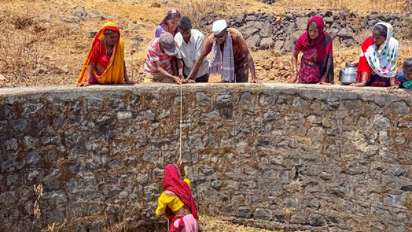 Maharashtra Water Crisis: Tanker Demand Surges Amid Falling Reservoir Levels; Can The Monsoon Save The State?