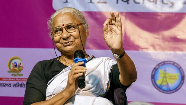 Activist Medha Patkar Arrested By Delhi Police in 24-Year-Old Defamation Case Filed By Delhi L-G VK Saxena