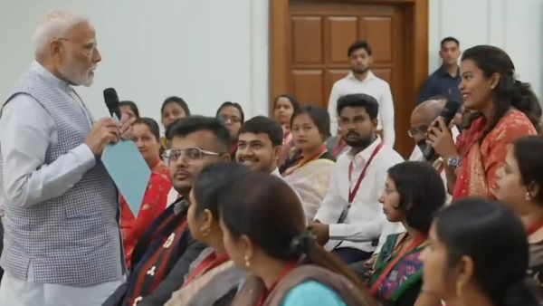 PM Modi Meets Mudra Yojana Beneficiaries, Says Scheme Turned Dreams Into Reality