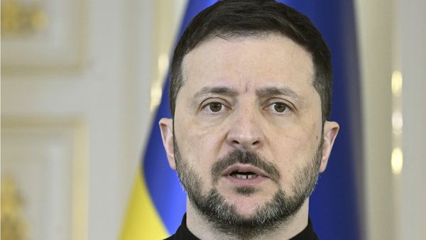 Zelensky Awaits U.S. Response After Putin Rejects Unconditional Ceasefire Proposal