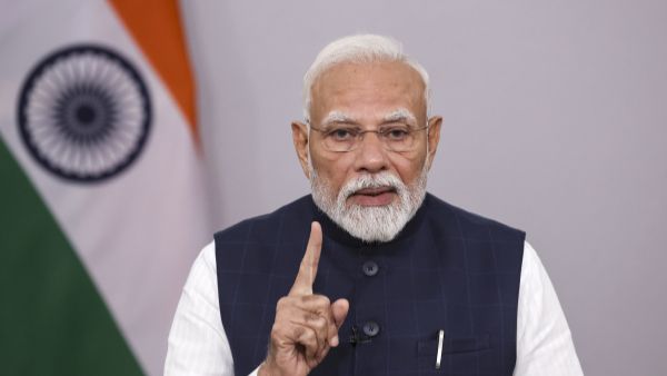 India Halts Visa Services For Pakistanis, Cites Retaliation Over Terror Strike