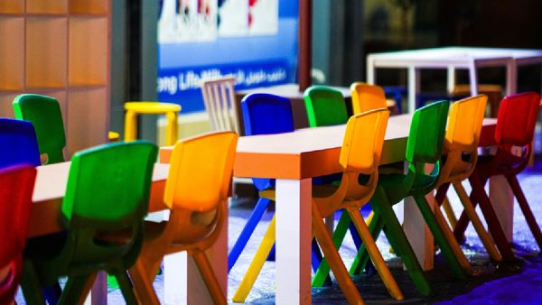 Maharashtra Schools To Add Hindi From Class 1—Here’s What Changes