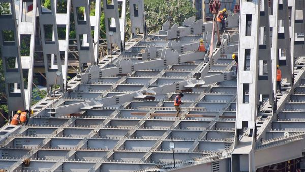 Vidyavihar Road Over Bridge Update: 10-Year Wait, 2 More To Go; New Completion Date Announced