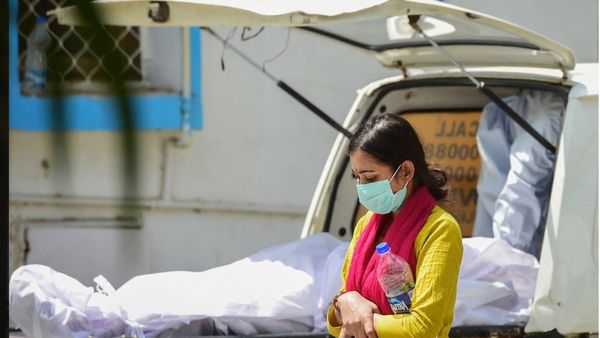 Karnataka COVID Death: Amid 3rd Fatality, State Sees Surge With 367 Active Cases,