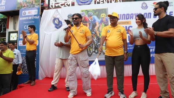 Suniel Shetty Leads Fit India’s ‘Sundays on Cycle’, Marks 8 Years of GST with Call for Daily Wellness