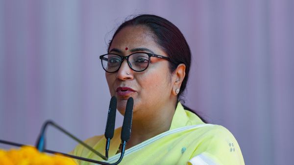 Delhi CM Rekha Gupta Calls Sanskrit The 