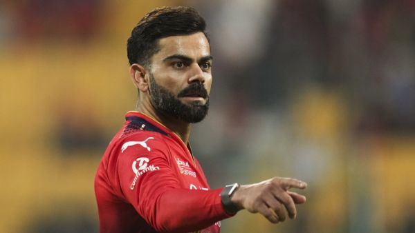 Virat Kohli Addresses Social Media Speculation Over 'Mistaken' Instagram Activity