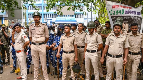 Police Summon Agitating Teachers Over May 15 Clashes At Bikash Bhavan