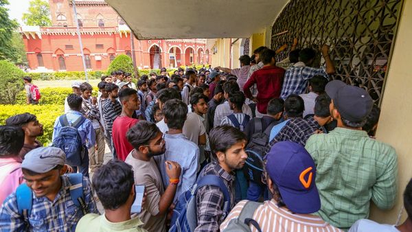 Mumbai University UG 2025 Admission Deadline Extended — Check Revised Dates