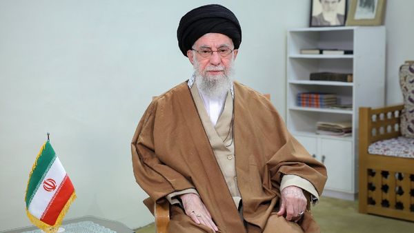 Diplomatic Blow For Pakistan As Iran Refuses To Back Shehbaz's India Pitch