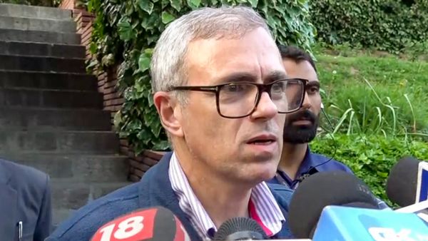 Omar Abdullah Questions Ceasefire Amid Fresh Explosions In Srinagar: 'What On Earth Just Happened?'