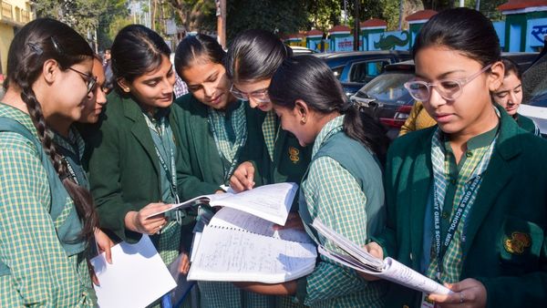 Maharashtra Eases Language Policy After Backlash, Hindi No Longer Mandatory In Primary Schools