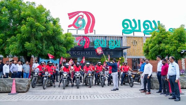 LuLu Hypermarket Coimbatore Celebrates Anniversary with Flat 50% OFF & Exciting Midnight Events!