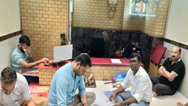 Bihar News: Tax Raids Seize 70kg Gold, 5500kg Silver in Major GST Evasion Crackdown