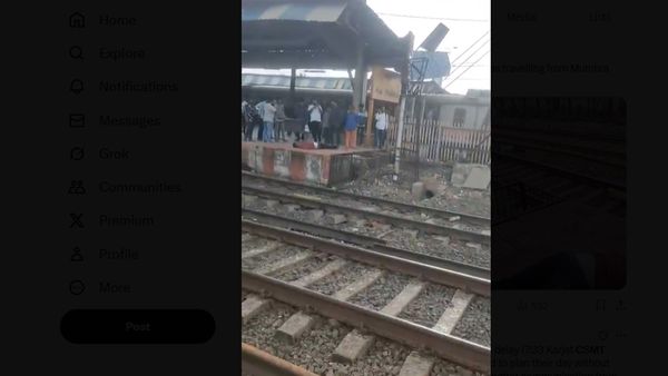 Maharashtra: 4 Dead , 8 Injured As Passengers Fall On Track On Mumbai Local Train