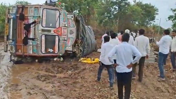 Truck Overturns During Road Inspection In Maharashtra, Narrow Escape for Engineer and Locals | Viral Video