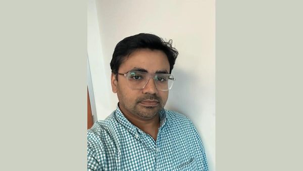 Enterprise Integration Excellence: Divyesh Pradeep Shah's Real-Time Data Platform Success