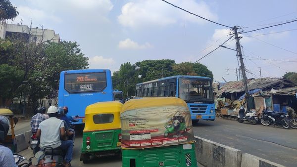 Bharat Bandh Bengaluru Fizzles Out: Normal Life Unaffected As BMTC, KSRTC, Schools Operate as Usual