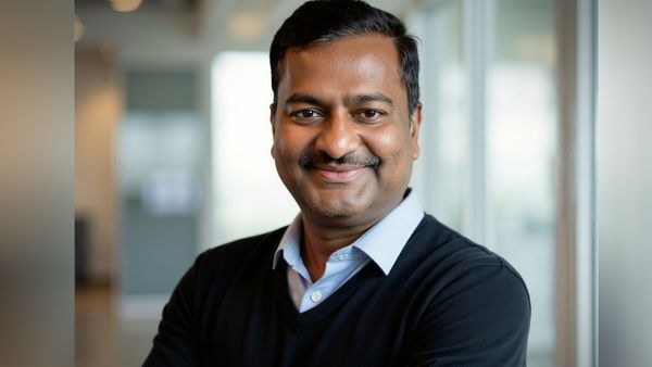 Data Strategy Innovation: Srinivasa Sridhar Kavikondala's Transformative Pharmacy Business Intelligence Projec