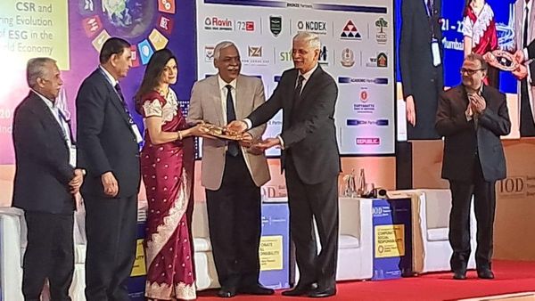 Neerja Birla Wins Golden Peacock Award and Harper's Bazaar Women of the Year