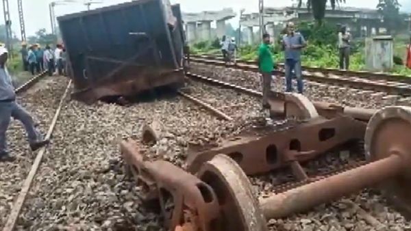 Jharkhand Goods Train Derailment: Full List Of Cancelled And Diverted Trains