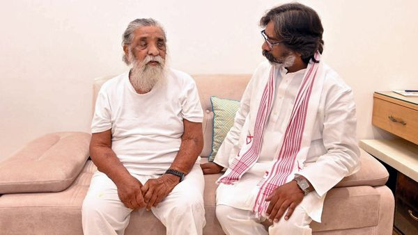 Shibu Soren Death: Meet the Soren Family That Shaped Jharkhand’s Future