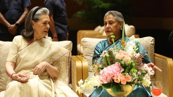 Sonia Gandhi, Jaya Bachchan Friends Again? Viral Picture From INDIA Bloc Meet Indicates End of Bitterness