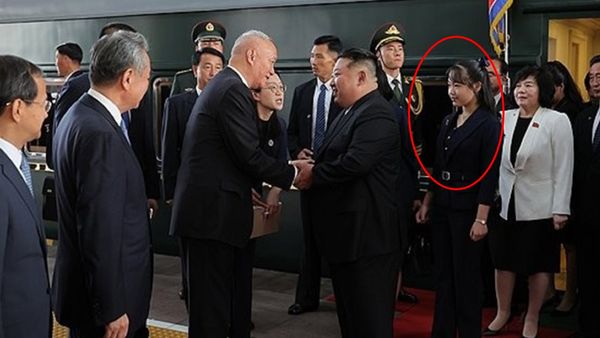 Kim Jong Un's Daughter's First International Appearance; Might Be North Korea's Next Big Leader