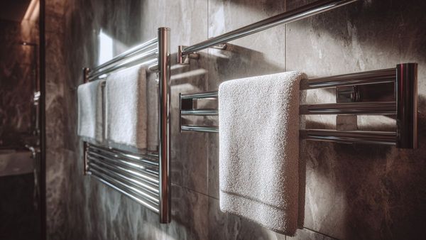 Best Towel Warmers to Enhance Luxury and Comfort in Your Bathroom