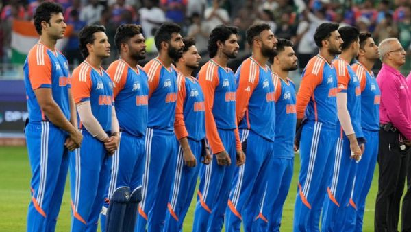 Asia Cup 2025 Final Sees Controversy Over Pakistani Players During India's National Anthem