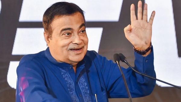 One Who Can Fool Is Best Leader: Nitin Gadkari’s Remarks on Leadership Spark Debate