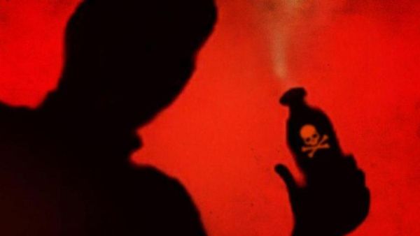 Delhi Crime: Acid Attack On 2nd Year Student Near DU's Laxmibai College, Probe Underway