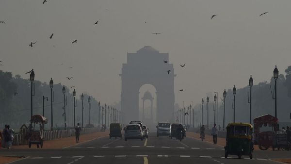 Delhi Weather Report: IMD Predicts Rain On Tuesday; Air Quality Remains 'Very Poor'