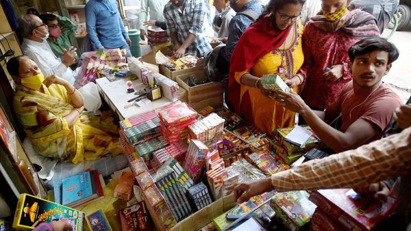 Green Crackers Go On Sale In Delhi-NCR: Know The Rules, Timing, And How To Spot Real Ones