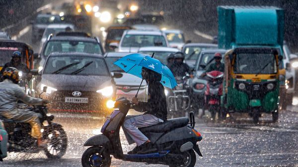 Karnataka Weather: Cyclone Over Bay of Bengal to Bring More Rainfall, IMD Issues Orange Alert in THESE Dists