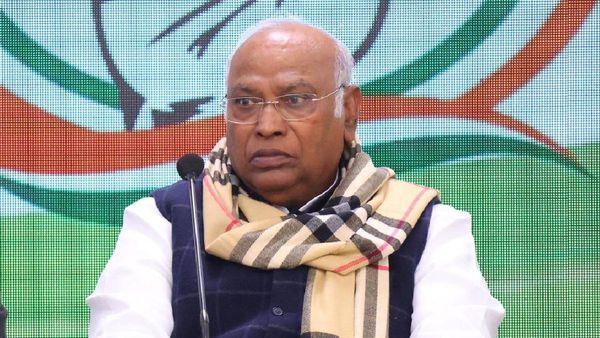 Kharge Calls for Ban on RSS, Cites Patel’s 1948 Letter Linking Group to Gandhi’s Assassination