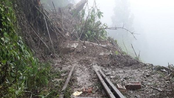 PM Modi, President Murmu Express Grief As 14 Die In Darjeeling Landslides
