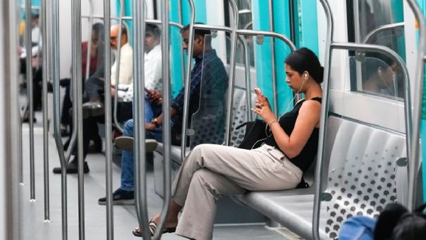MetroConnect3 App Debuts On Mumbai Metro 3—Free Wi-Fi And Digital Tickets Simplify Commute