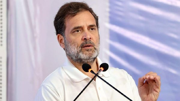 Inhuman! Rahul Gandhi Hits Out At Modi Govt Over Overcrowded Trains to Bihar