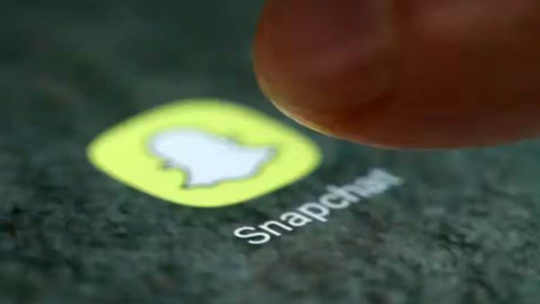 Snapchat Down: AWS Outage Leads to Major Service Including Amzon, Roblox, Alexa, and Canva Interruptions