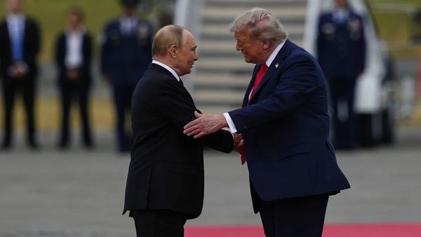 Trump Govt Sanctions 2 Russian Oil Companies After Failed Talks With Putin