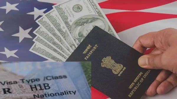 US Senators Push Bill to Reform H-1B Visa Rules