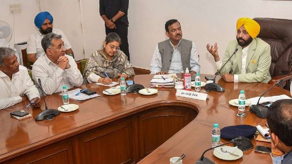 Punjab Cabinet Approves Recruitment of 300 Specialist Doctors to Boost Healthcare