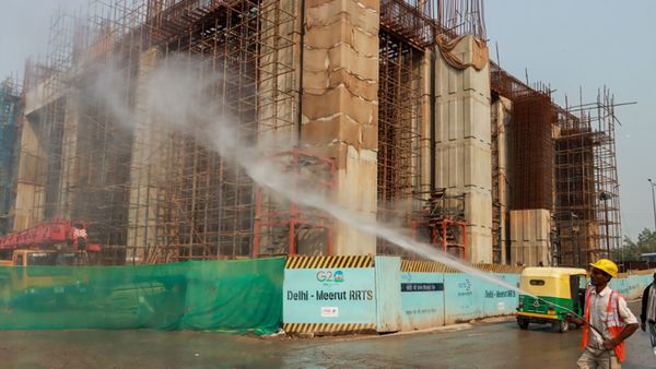 SC Refuses to Impose Ban on Delhi Construction, Seeks Long-Term Pollution Fixes