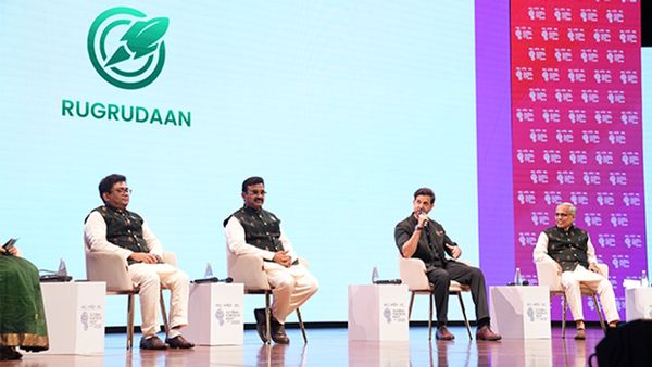 Hrithik Roshan Introduces RUGR Udaan at GFF 2025, Setting a New Benchmark for India’s Fintech Future