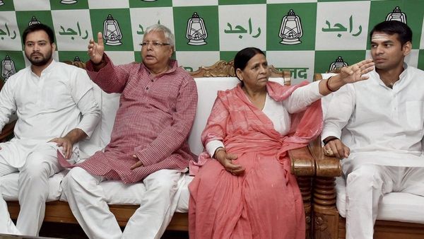 BJP Accuses Lalu Yadav Family of Patriarchal Mindset Amid Rohini Acharya’s Allegations