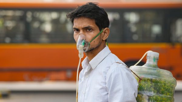 Delhi Air Pollution: AQI Remains in 'Poor' Category, Area-Wise Levels Reported