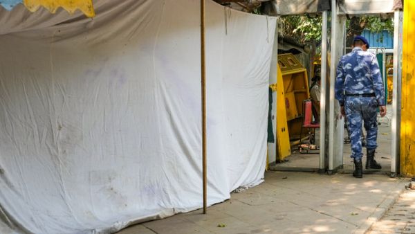 Man Shoots Himself At Delhi’s Jantar Mantar Before Protest Begins — Police Launch Investigation